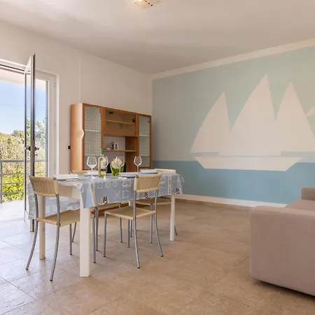 Vela Bianca * Pizzo (Salento)